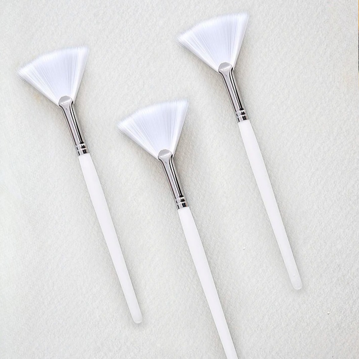 Beauty Makeup Brushes - Ultra Soft Bristle Facial Mask Applicator
