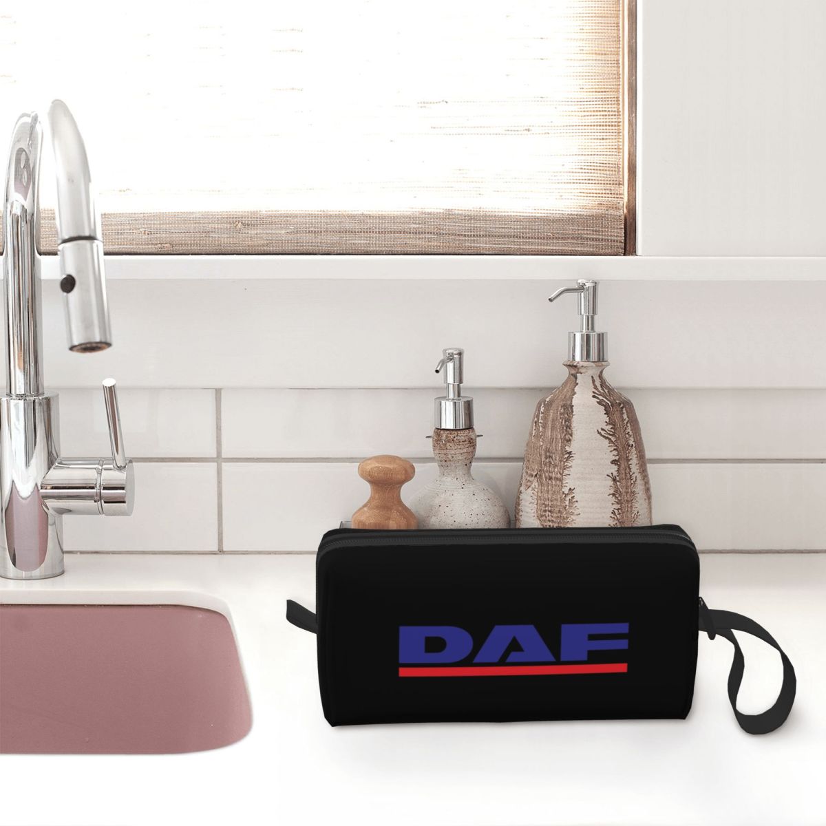 DAF Red Design Best Logo Makeu - Beauty Makeup Logo Design reseña y precio
